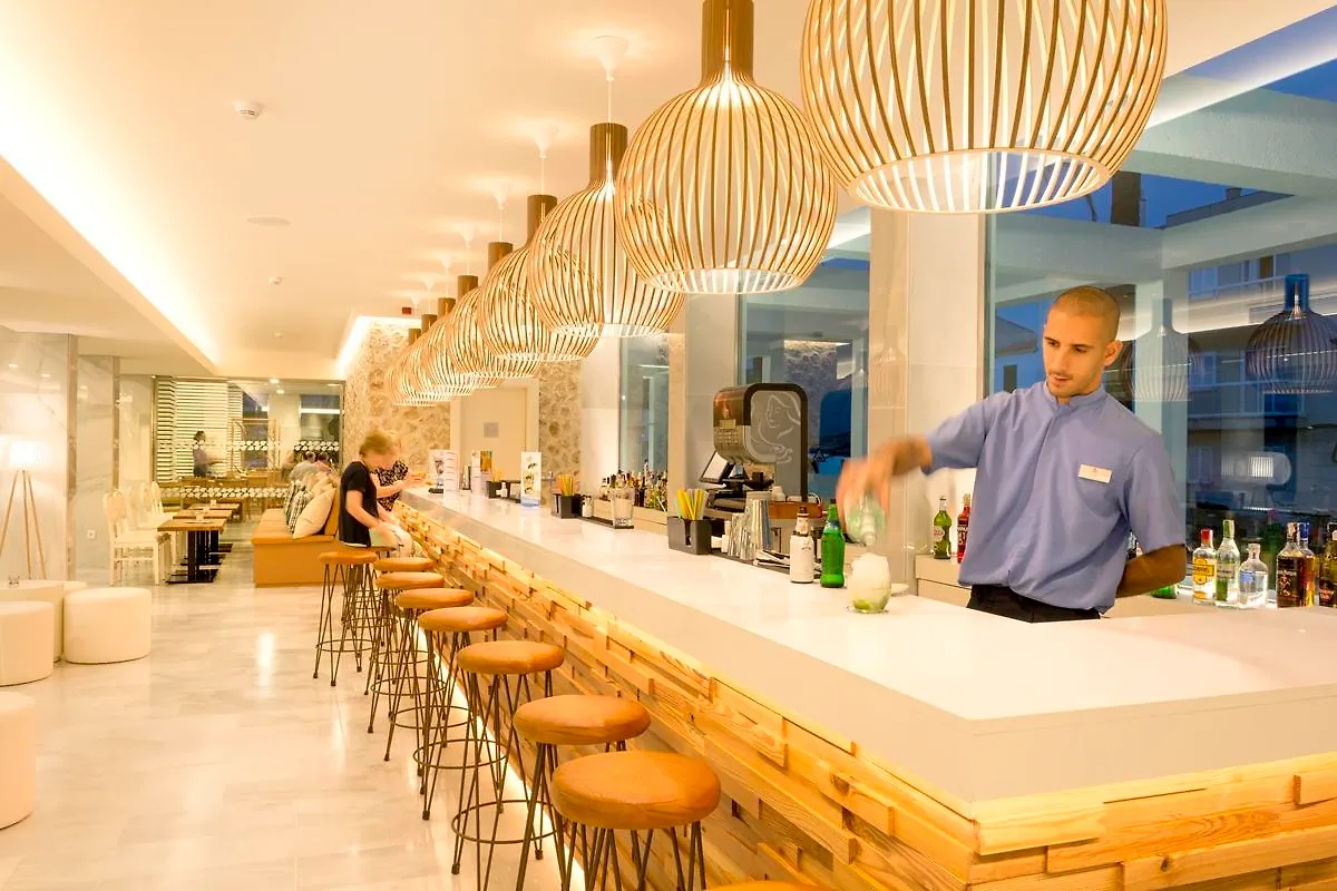 Marsenses Puerto Pollensa Hotel & Spa Adults Only 公寓式酒店